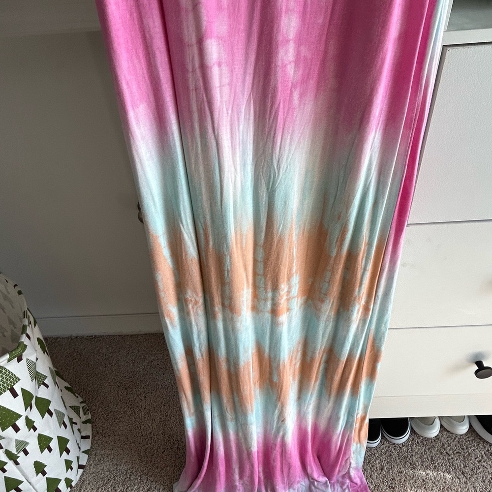 Mono B Pink and Multicolor Maxi Dress - Picture 2 of 4